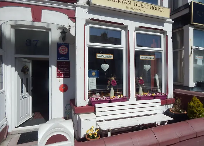 Llanryan Guest House Blackpool